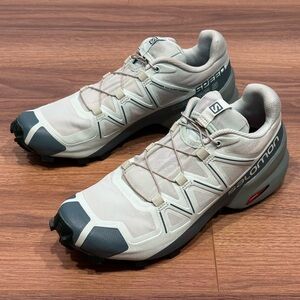 Salomon Speedcross 5 Trail Running Sneakers in Wrought Iron/Spray/White Size 9.5